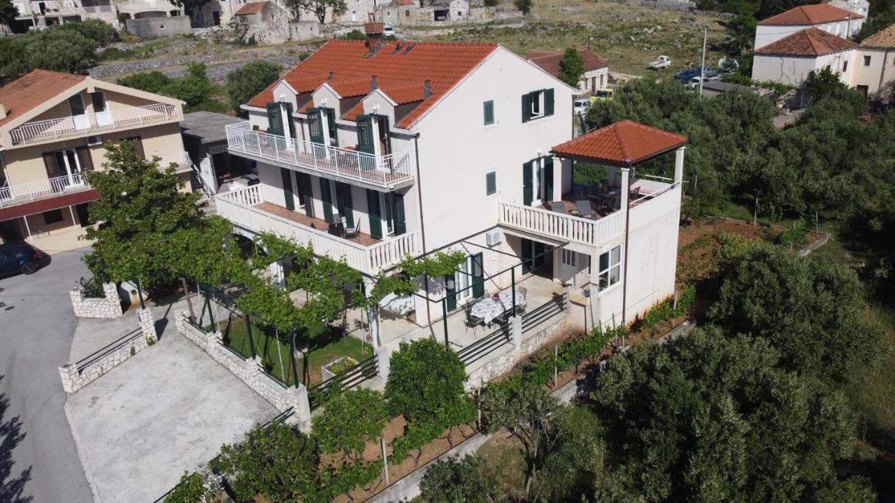Apartments Kola Banici Exterior photo